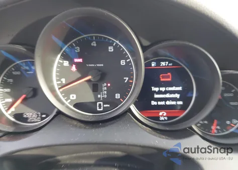 2016 Porsche Cayenne из США, поврежденный, VIN WP1AA2A22GLA09738